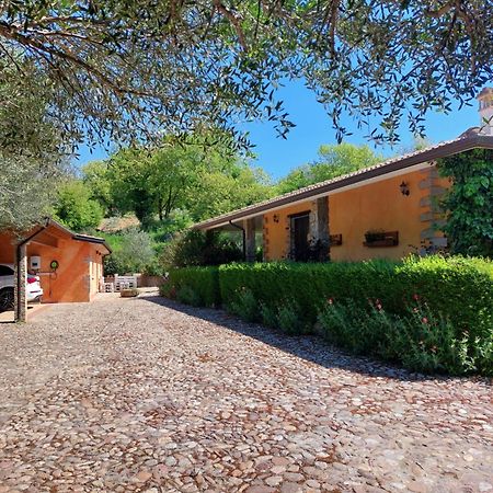 Casa Vacanza Centro Sardegna Sorgono Exterior photo