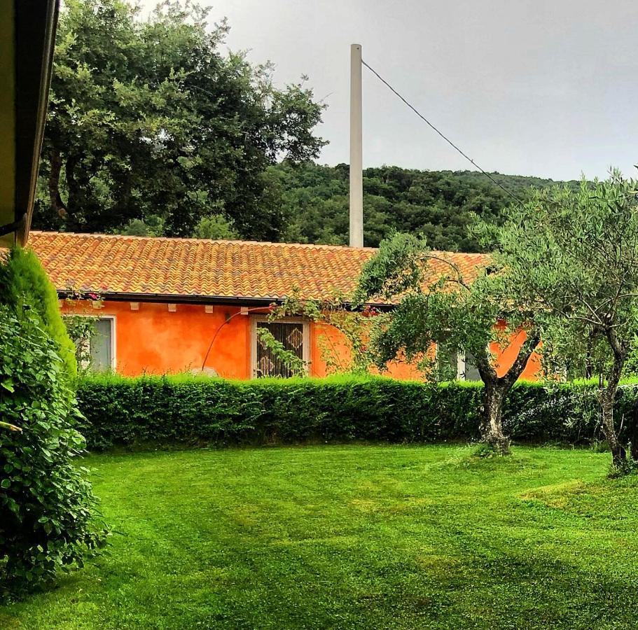 Casa Vacanza Centro Sardegna Sorgono Exterior photo